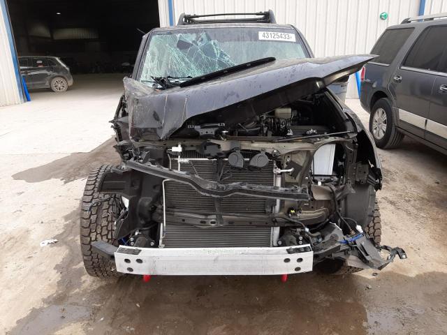 Photo 5 from auction – 2019 TOYOTA 4RUNNER SR with VIN JTEBU5JR6K5628069