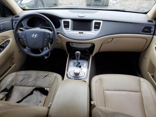 Photo 8 from auction – 2010 HYUNDAI GENESIS 4. with VIN KMHGC4DF0AU089540