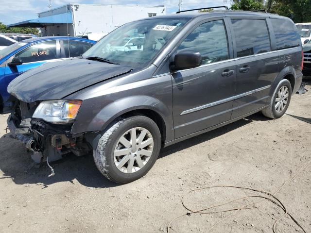 CHRYSLER TOWN & COU 2016 with VIN 2C4RC1BG7GR296617 - Photo from auction