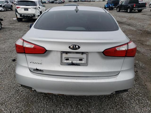 Photo 6 from auction – 2016 KIA FORTE LX with VIN KNAFK4A69G5607975