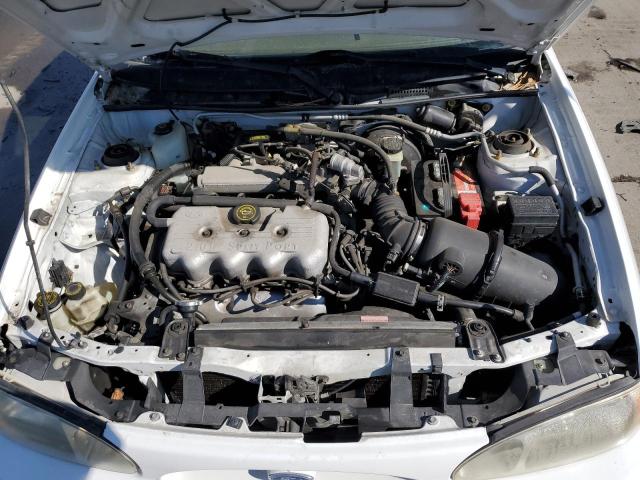 Photo 11 from auction – 2000 FORD ESCORT with VIN 3FAFP13P9YR233915