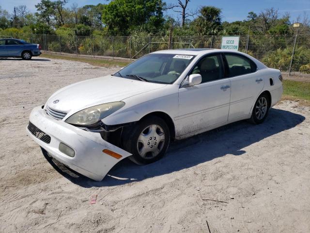 LEXUS ES 300 2002 with VIN JTHBF30G520034930 - Photo from auction