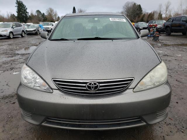 Photo 5 from auction – 2005 TOYOTA CAMRY LE with VIN 4T1BE32K05U601558
