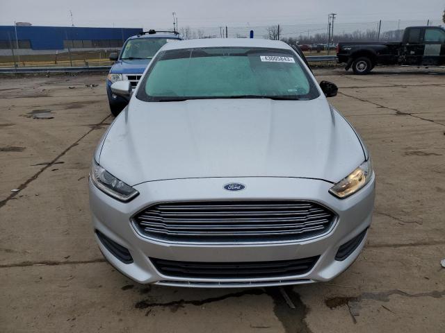 Photo 5 from auction – 2016 FORD FUSION S with VIN 3FA6P0G70GR159366