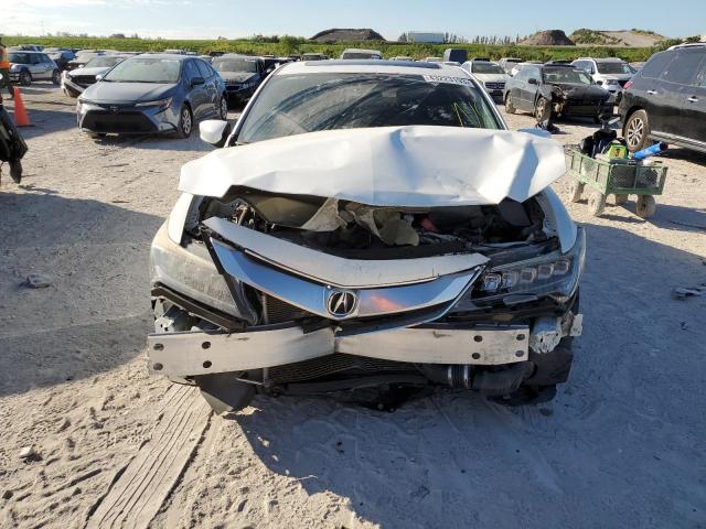 Photo 5 from auction – 2018 ACURA ILX BASE W with VIN 19UDE2F32JA007965