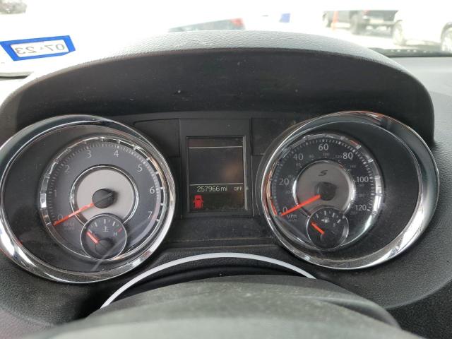 Photo 9 from auction – 2014 CHRYSLER TOWN & COU with VIN 2C4RC1HG3ER203922