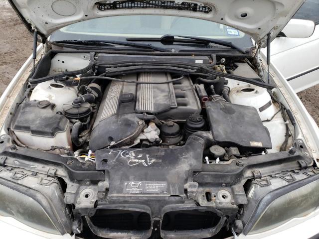 Photo 11 from auction – 2004 BMW 325 I with VIN WBAEV33444KL62153
