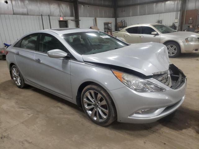 Photo 4 from auction – 2011 HYUNDAI SONATA SE with VIN 5NPEC4AB0BH317593
