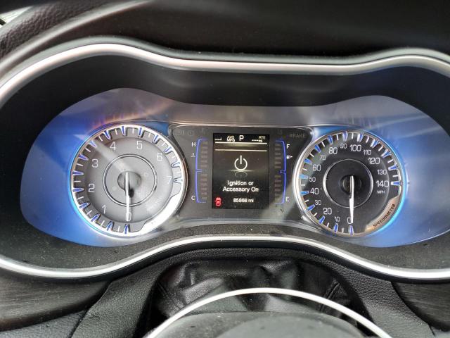 Photo 9 from auction – 2015 CHRYSLER 200 LIMITE with VIN 1C3CCCAB7FN667797