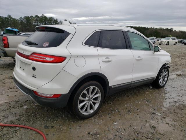 Photo 3 from auction – 2016 LINCOLN MKC SELECT with VIN 5LMCJ2C90GUJ21350