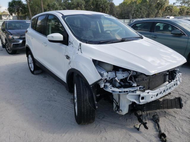 Photo 4 from auction – 2019 FORD ESCAPE SE with VIN 1FMCU9GD0KUB31578