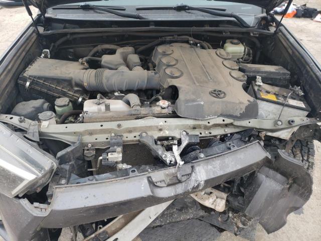 Photo 12 from auction – 2018 TOYOTA 4RUNNER SR with VIN JTEBU5JR0J5555425