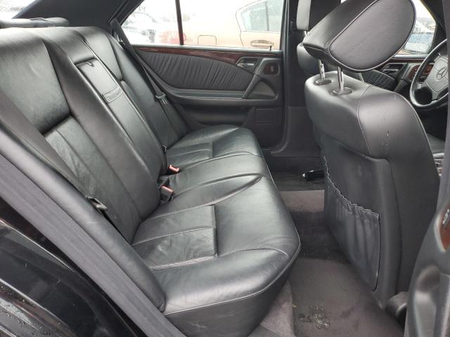 Photo 10 from auction – 1998 MERCEDES-BENZ E 320 with VIN WDBJF65FXWA520856