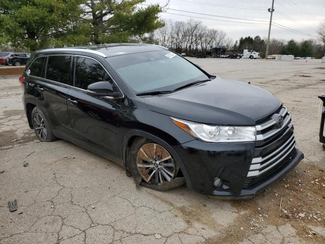 Photo 4 from auction – 2019 TOYOTA HIGHLANDER with VIN 5TDJZRFH9KS574804
