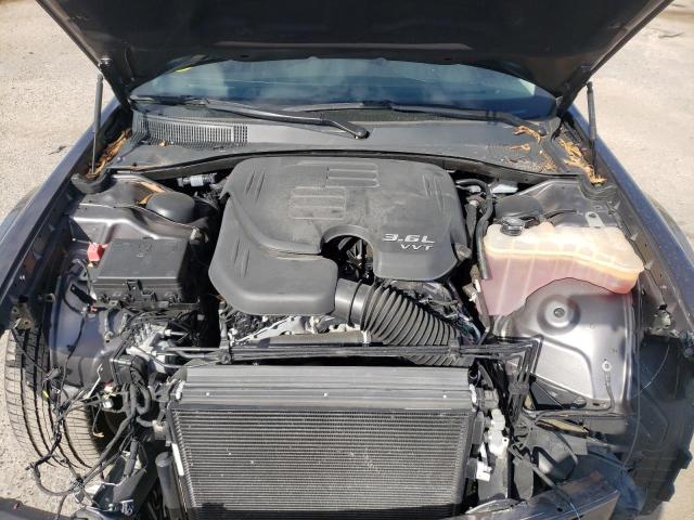 Photo 11 from auction – 2019 CHRYSLER 300 LIMITE with VIN 2C3CCAEG6KH536485