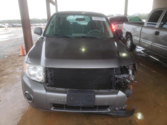Zdjęcie 5 z aukcji – 2010 FORD ESCAPE XLS z VIN 1FMCU0C77AKB01578