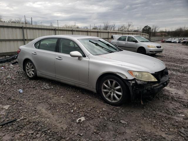 Photo 4 from auction – 2007 LEXUS LS 460L with VIN JTHGL46F575019471