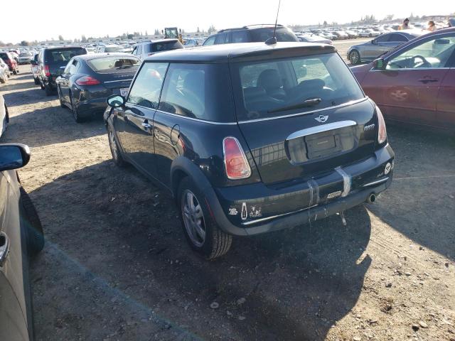Photo 2 from auction – 2006 MINI COOPER with VIN WMWRC33566TK18455