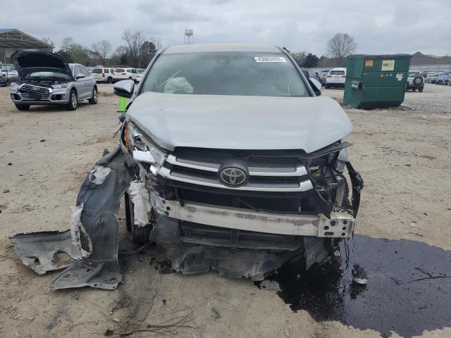 Photo 5 from auction – 2017 TOYOTA HIGHLANDER with VIN 5TDZZRFHXHS199985