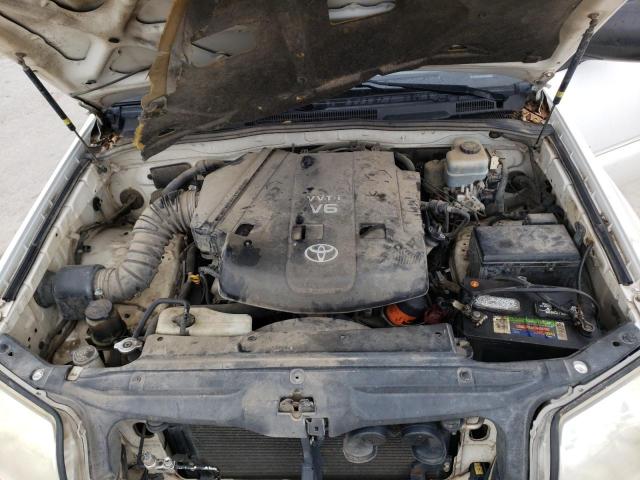 Photo 11 from auction – 2006 TOYOTA 4RUNNER SR with VIN JTEBU14R060105024