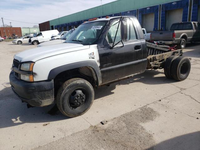 CHEVROLET SILVERADO 2004 with VIN 1GBJK34UX4E194417 - Photo from auction