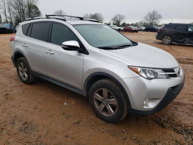 Photo 4 from auction – 2015 TOYOTA RAV4 XLE with VIN 2T3WFREV0FW194079