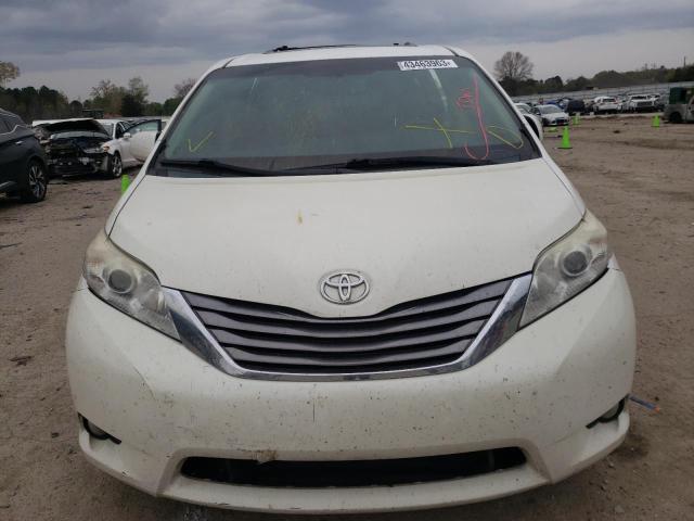 Photo 5 from auction – 2015 TOYOTA SIENNA XLE with VIN 5TDYK3DC7FS596054