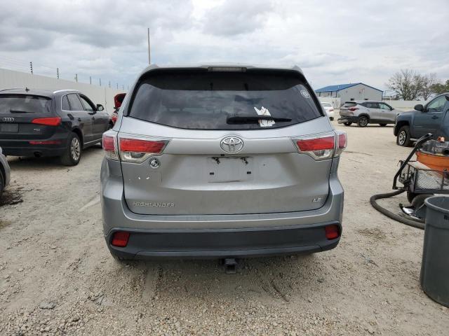 Photo 6 from auction – 2015 TOYOTA HIGHLANDER with VIN 5TDZKRFHXFS115911