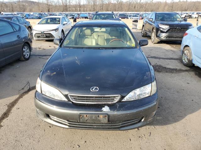 Photo 5 from auction – 2001 LEXUS ES with VIN JT8BF28G615110557