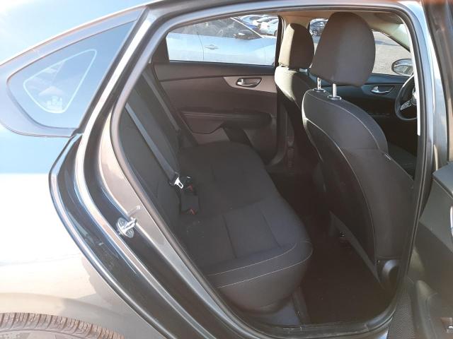 Photo 10 from auction – 2021 KIA FORTE FE with VIN 3KPF24AD7ME335590