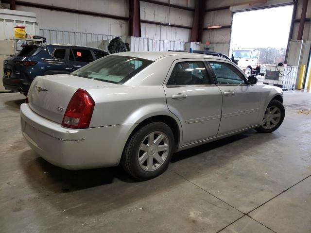 Photo 3 from auction – 2005 CHRYSLER 300 TOURIN with VIN 2C3JA53G45H609851