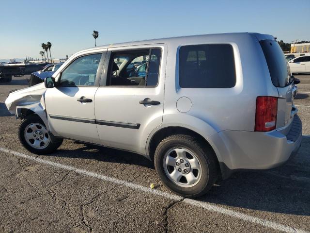 Photo 2 from auction – 2011 HONDA PILOT LX with VIN 5FNYF3H22BB015533