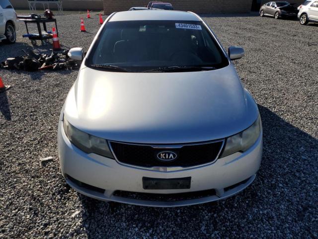 Photo 5 from auction – 2010 KIA FORTE EX with VIN KNAFU4A20A5142355