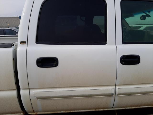 Photo 10 from auction – 2003 CHEVROLET K1500 SILV with VIN 1GCGK13U73F169799