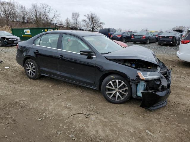 Photo 4 from auction – 2017 VOLKSWAGEN JETTA SE with VIN 3VWDB7AJ7HM383131