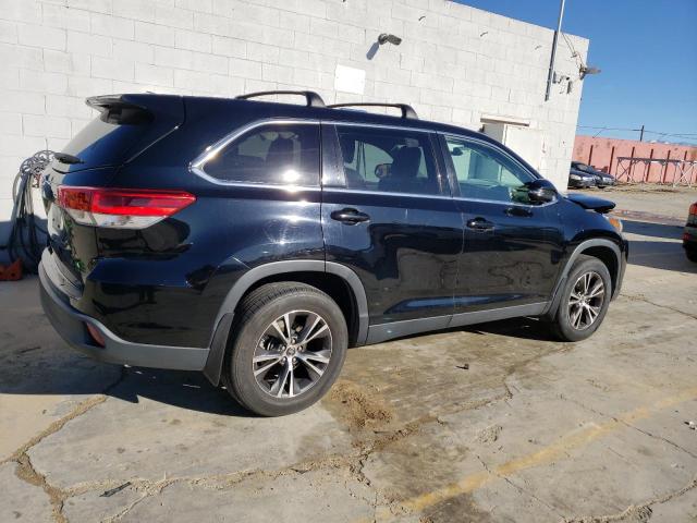Photo 3 from auction – 2019 TOYOTA HIGHLANDER with VIN 5TDZZRFH4KS296798