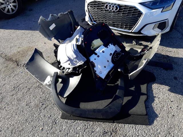 Photo 13 from auction – 2019 LEXUS UX 200 with VIN JTHY3JBH5K2000276
