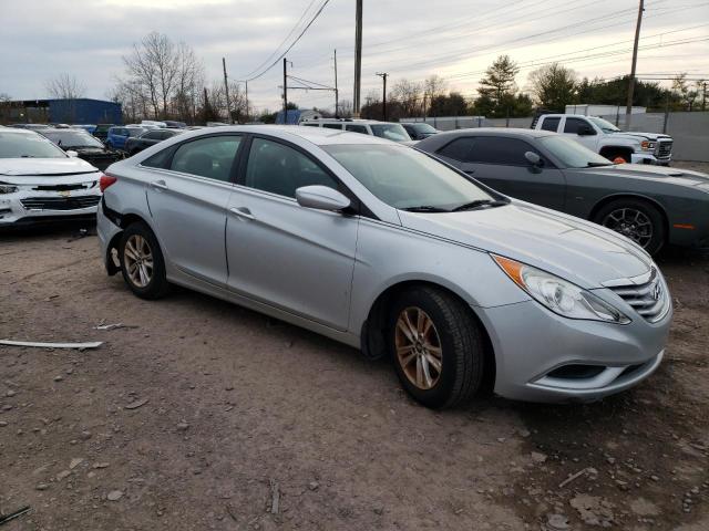 Photo 4 from auction – 2013 HYUNDAI SONATA GLS with VIN 5NPEB4AC4DH676010