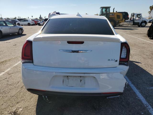 Photo 6 from auction – 2016 CHRYSLER 300 S with VIN 2C3CCABT6GH329037