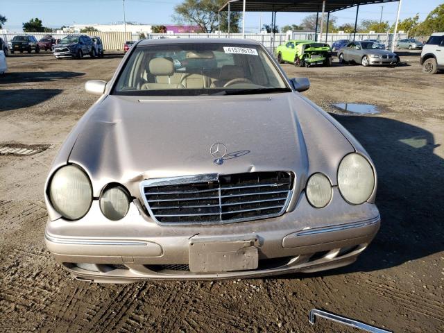 Photo 5 from auction – 2002 MERCEDES-BENZ E 320 with VIN WDBJF65J42B442731