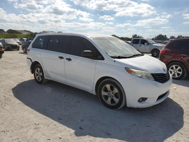 Photo 4 from auction – 2013 TOYOTA SIENNA with VIN 5TDZK3DC5DS394945