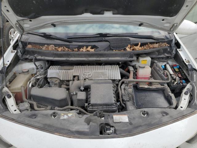 Photo 11 from auction – 2015 TOYOTA PRIUS V with VIN JTDZN3EU4FJ040400