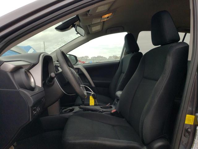 Photo 7 from auction – 2017 TOYOTA RAV4 LE with VIN 2T3BFREV3HW568539