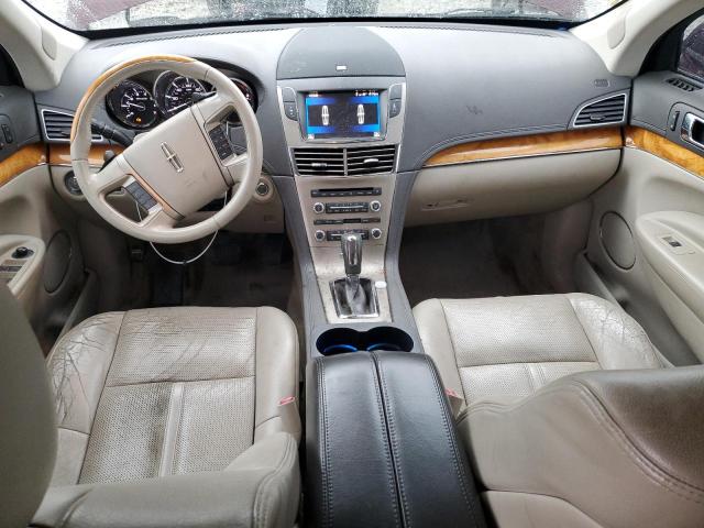 Photo 8 from auction – 2011 LINCOLN MKT with VIN 2LMHJ5AT2BBJ50988