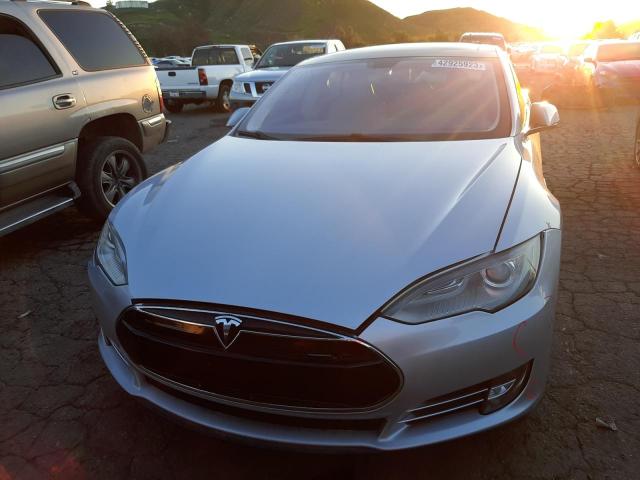 Photo 5 from auction – 2012 TESLA MODEL S with VIN 5YJSA1DN3CFS00927