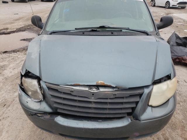 Photo 12 from auction – 2005 CHRYSLER TOWN & COU with VIN 2C4GP44RX5R420789