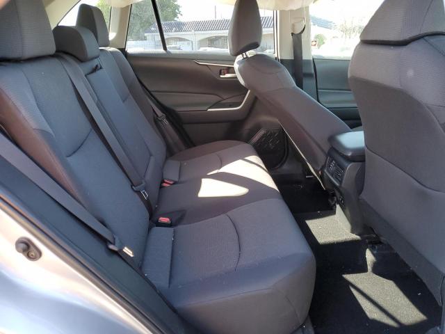 Photo 11 from auction – 2019 TOYOTA RAV4 XLE with VIN JTMW1RFVXKD016670