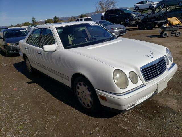 صورة رقم 4 من المزاد - 1997 MERCEDES-BENZ E 320 مع VIN WDBJF55F7VA313303