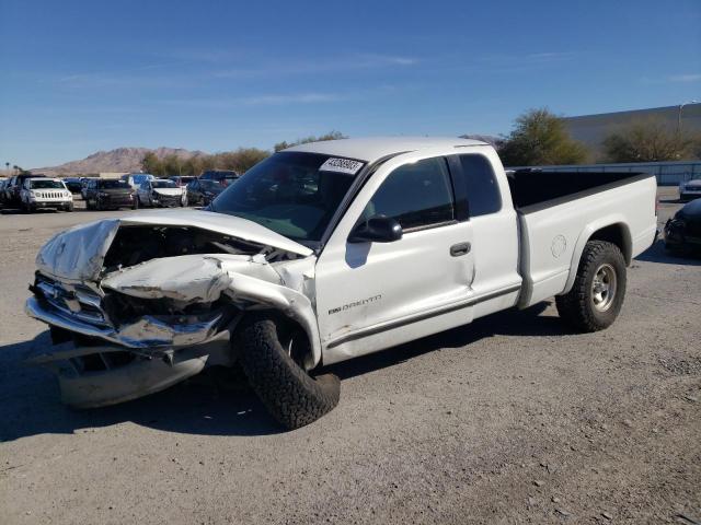 DODGE DAKOTA 2000 with VIN 1B7GG22N1YS699136 - Photo from auction