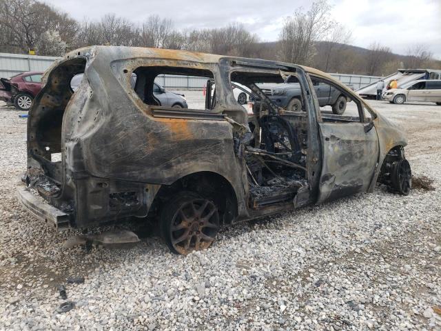 Photo 3 from auction – 2017 CHRYSLER PACIFICA L with VIN 2C4RC1CG5HR638100
